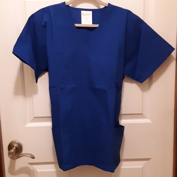 NWT Allheart Scrub Top - Picture 2 of 3